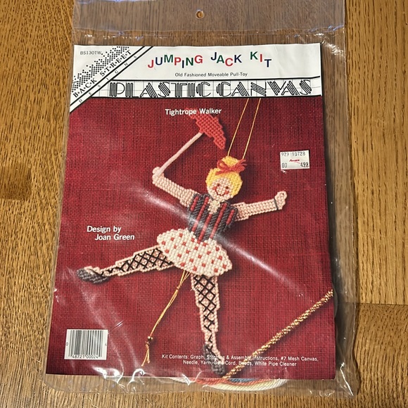 4 New Vintage 1991 Plastic Canvas Old Fashioned Moveable Pull-Toy by Back Street - Picture 7 of 11